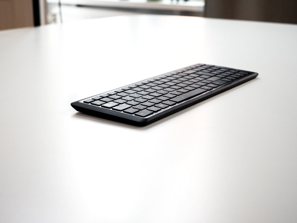 Mousetrapper Type Midi tastatur Hjemme/kontor USB + RF Wireless + Bluetooth QWERTY Nordisk Sort