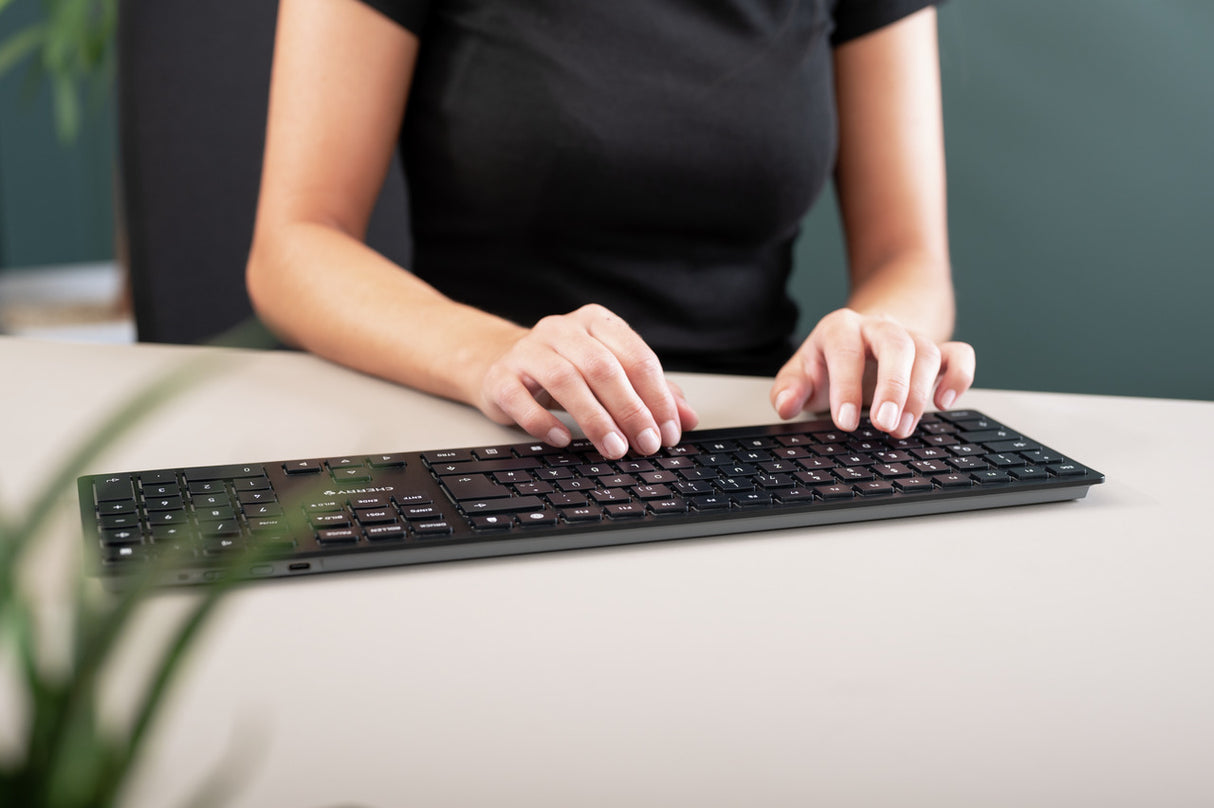 CHERRY KW 9100 SLIM tastatur Universel RF trådløs + Bluetooth QWERTY Nordisk Sort