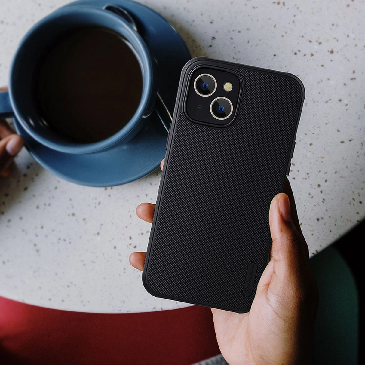 Nillkin Super Frosted Shield Pro-hylster til iPhone 14 Plus bagdæk grøn