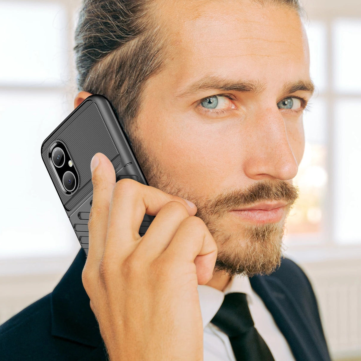 Thunder Case Xiaomi Poco M4 5G silikone rustningskasse sort