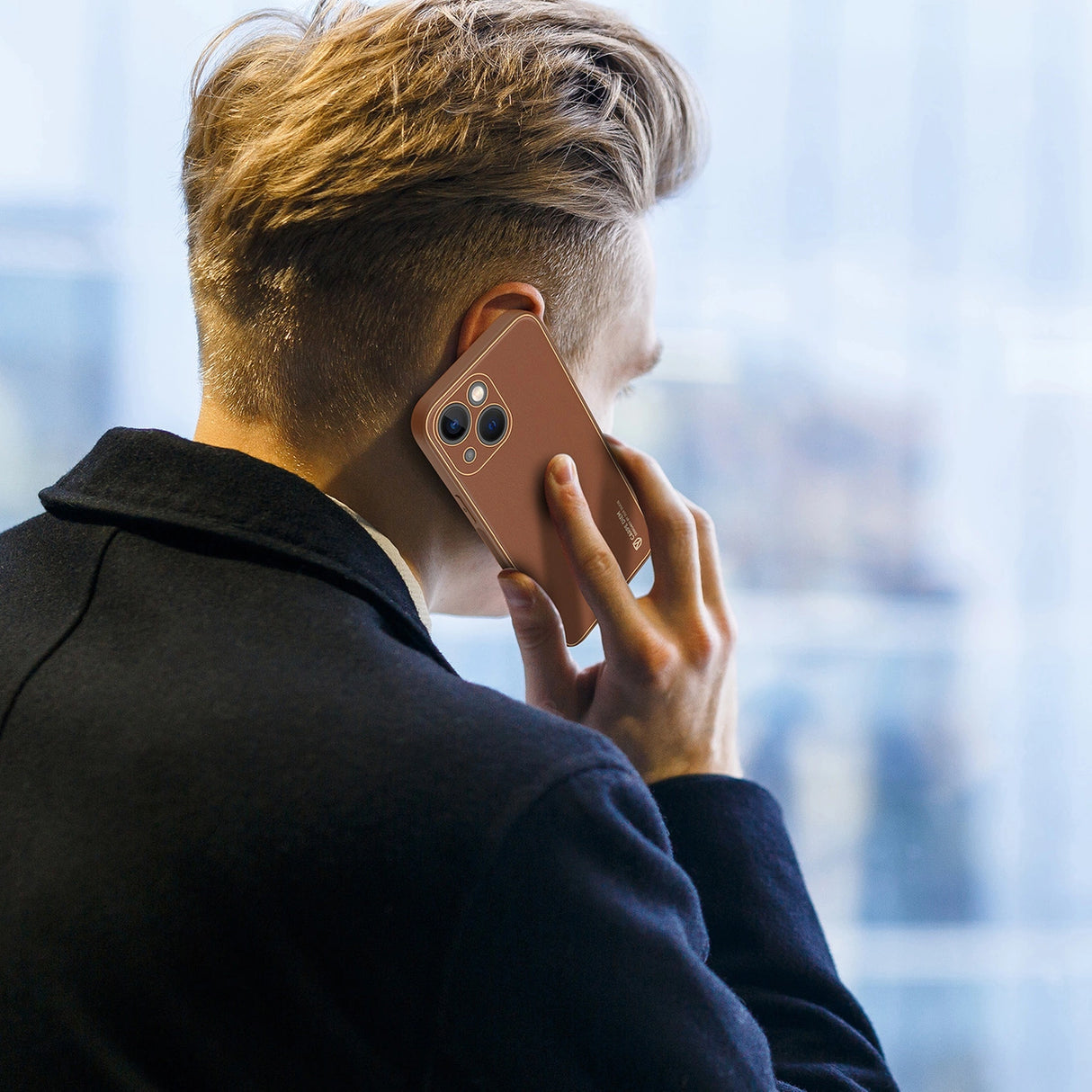 Dux Ducis Yolo Apple iPhone 14 Brunt