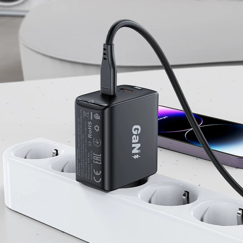 Hurtig opladning GaN 35W PD 2x USB C Acefast A49 - sort