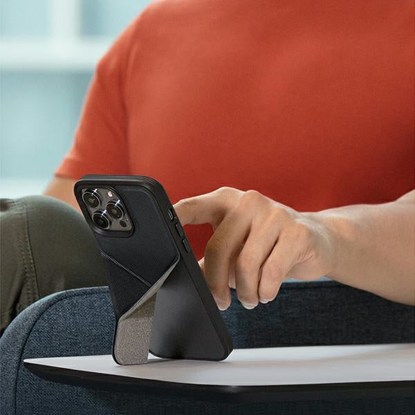 Uniq Transforma Magclick opladningsfoder til iPhone 14 Pro - blå