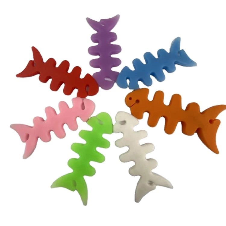 Fiskeformet indpakning af hovedtelefonkabel - sort