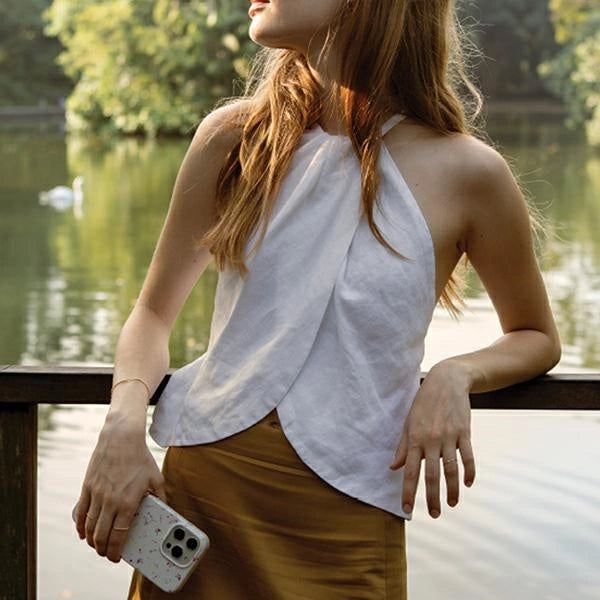 Uniq Coehl Prairie æske til iPhone 15 Pro Max - beige