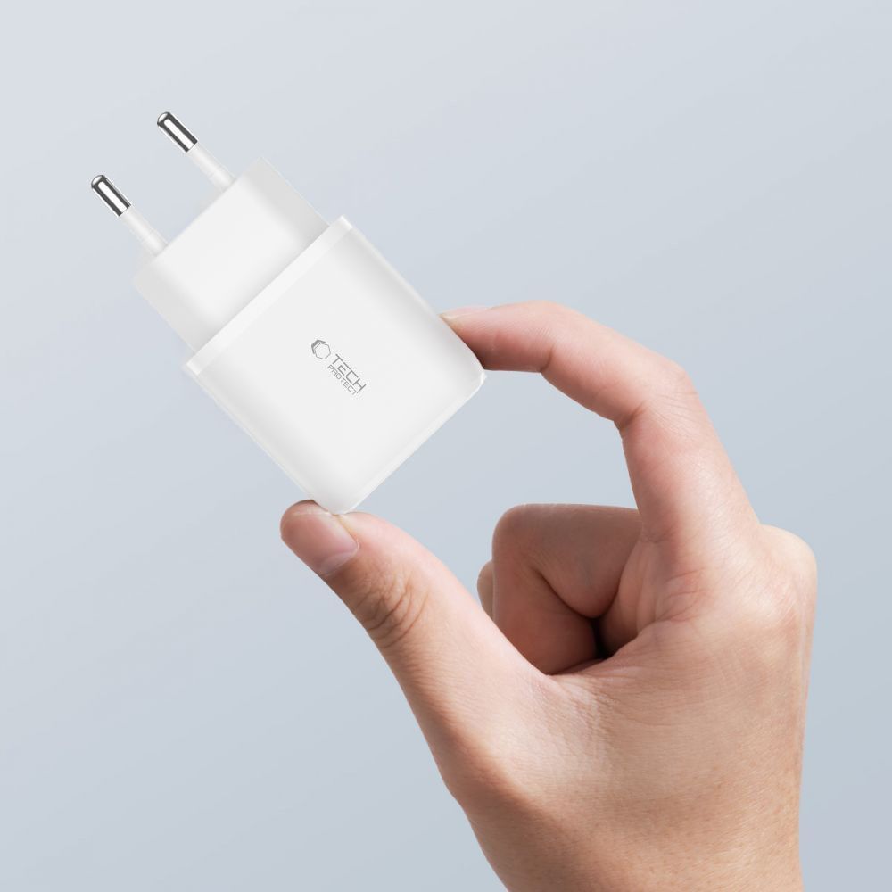 Tech Protect C20 W 2 Port Netværksopladder Pd 20 W / Qc3.0 + Lightning Kabel Hvid