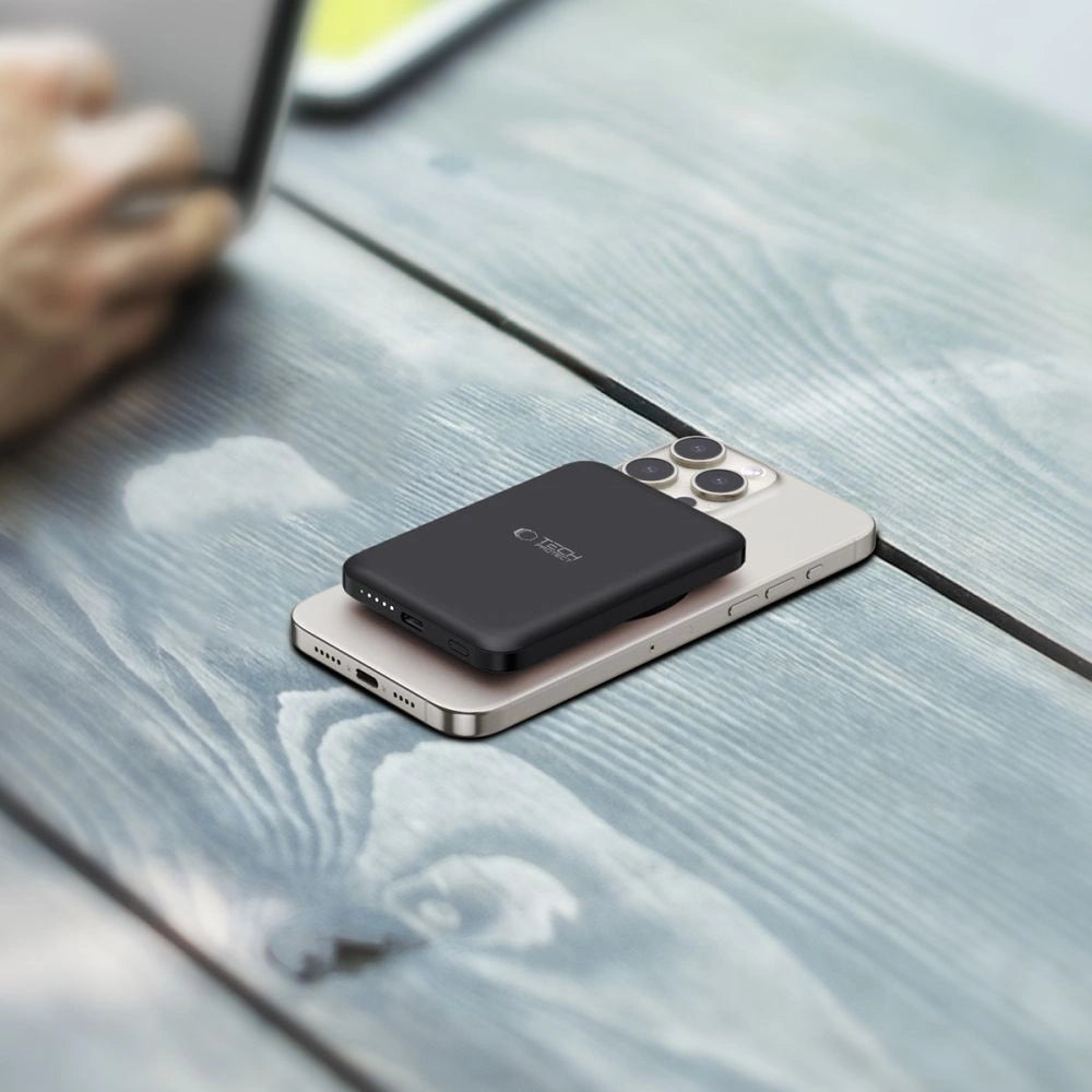 Tech-Protect LifeMag PB10 Powerbank med MagSafe 5000mAh 15W USB-C-port - sort + USB-C-kabel