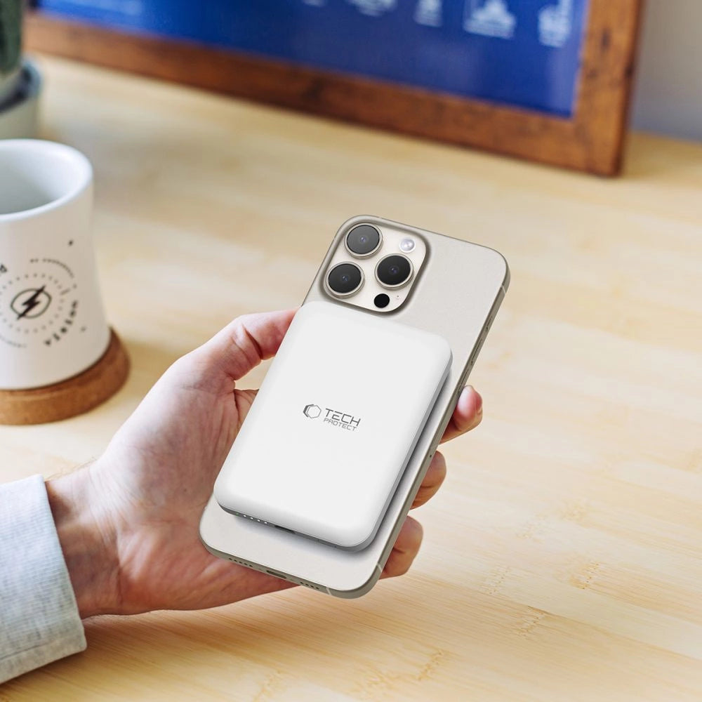 Tech-Protect LifeMag PB10 Powerbank med MagSafe 5000mAh 15W USB-C-port - hvid + USB-C-kabel