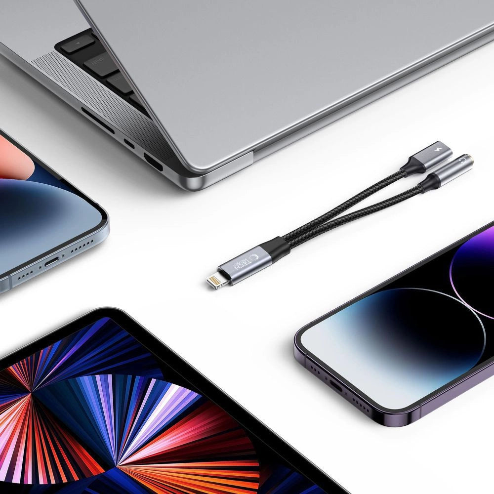 Tech-Protect UltraBoost Lightning (mand) / mini jack 3,5 mm (kvinde) - Lightning (kvinde) - sort