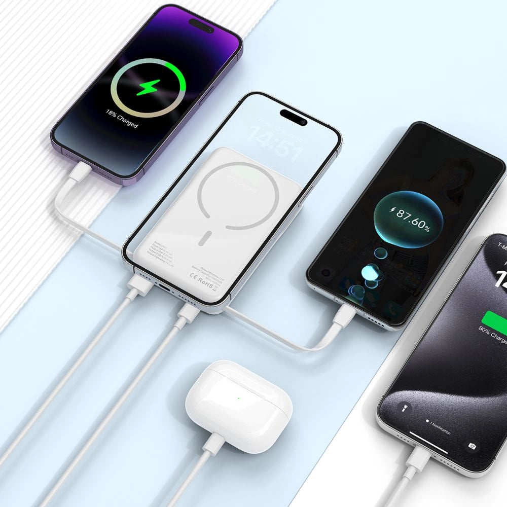 Tech-Protect LifeMag PB31 Power Bank med MagSafe 10000mAh 15W USB-C / USB-A / Indbygget USB-C / Lightning Kabler - hvid