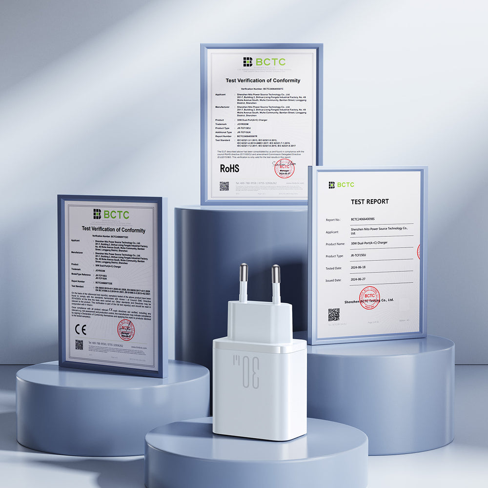 Joyroom JR-TCF15 netværksoplader USB-C / USB-A 30W - hvid