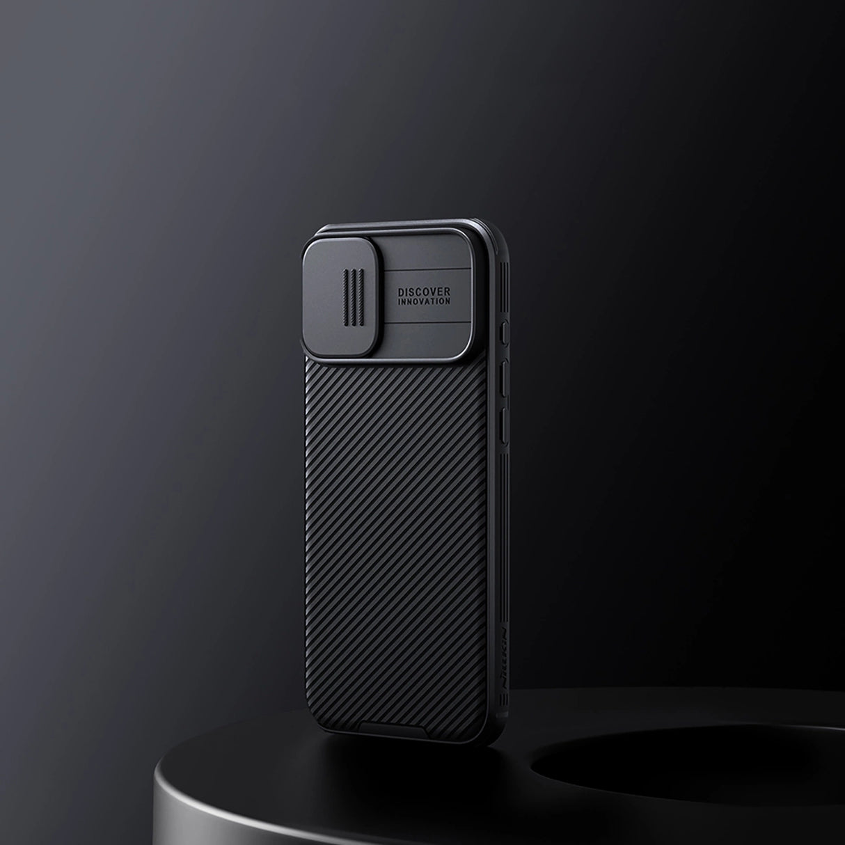 Nillkin CamShield Pro Magnetisk Case til iPhone 16 - sort