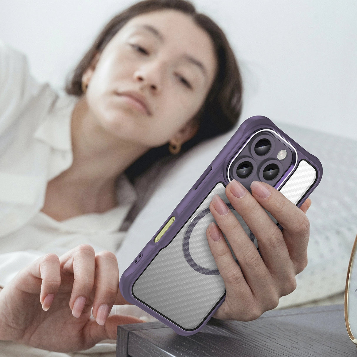 Ledende serie MagSafe Silicone Case til iPhone 16 Pro Max - lilla