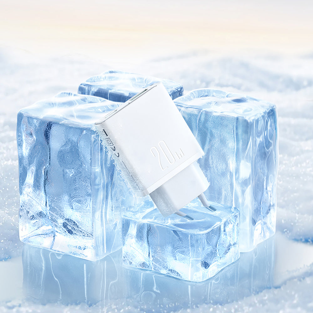 Joyroom JR-TCF14 20W USB-A USB-C Super Slim Wall Charger - Hvid