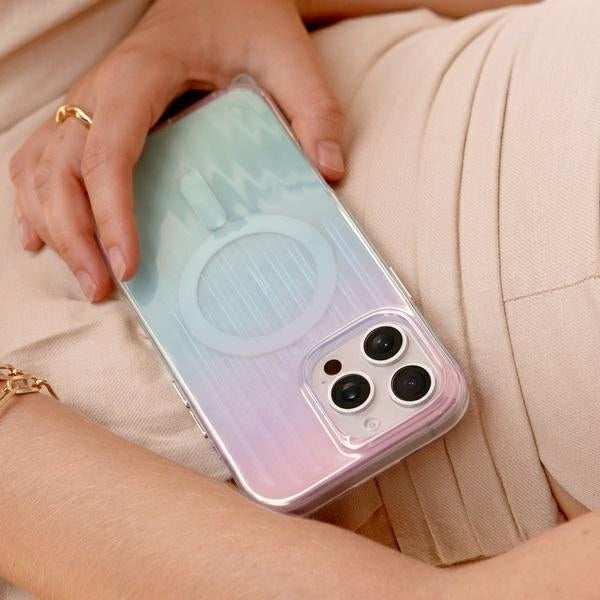 Uniq Coehl Lineær Magnetisk Opladning Case til iPhone 16 - opalescent