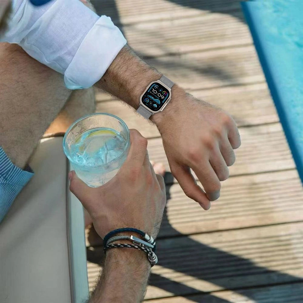 Tech-Protect Milano Strap til Apple Watch 6 / 7 / 8 / 9 / 10 / SE / Ultra 1 / 2 (44 / 45 / 46 / 49 MM) - sort