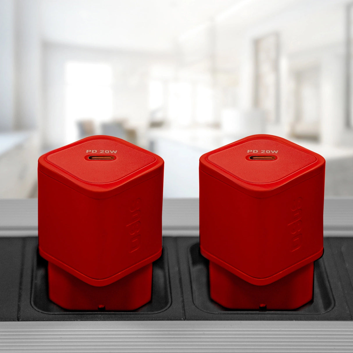 SBS TETRGAN1C20R 20W GaN Wall Charger med Power Delivery - Rød