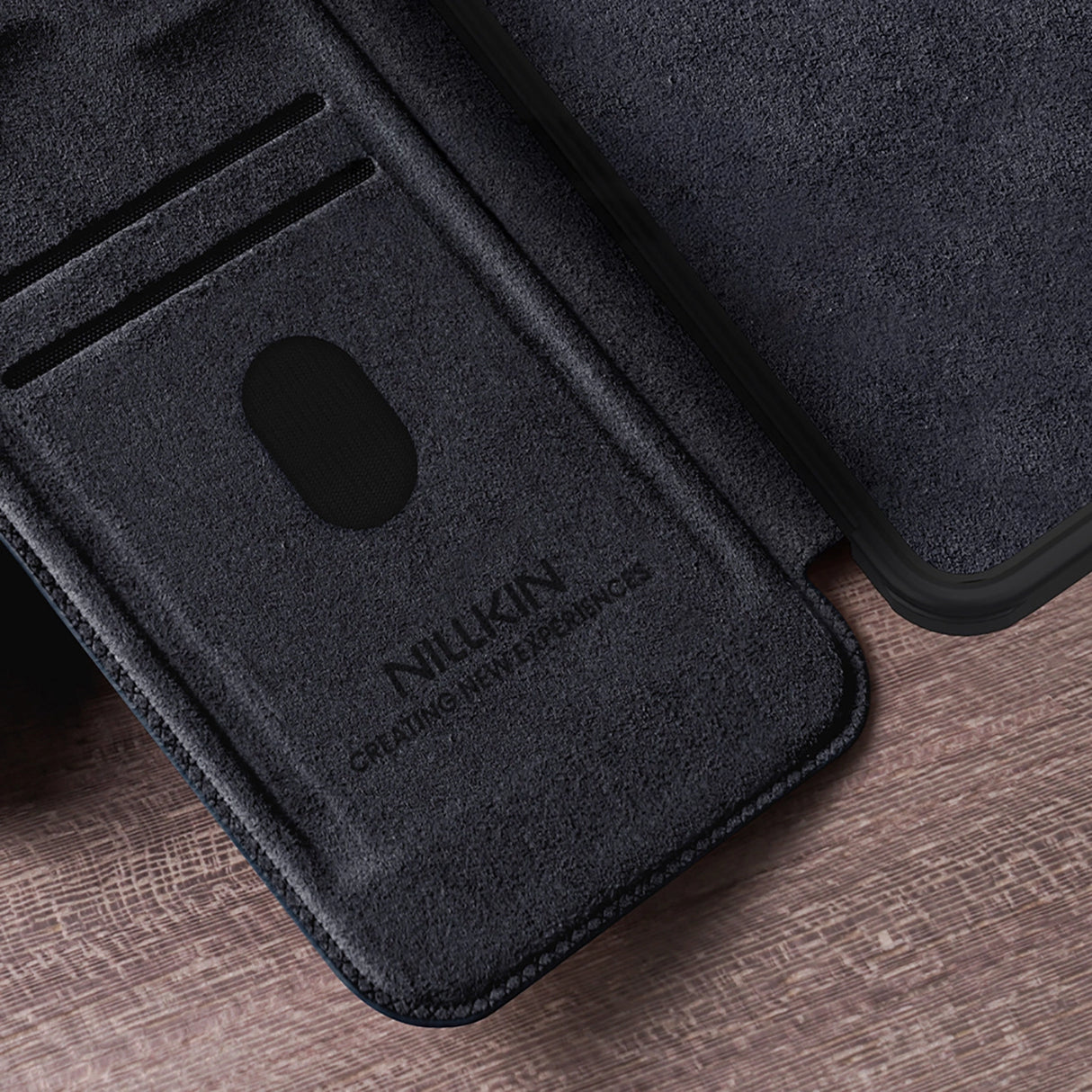 Nillkin Qin Pro Case til Samsung Galaxy S25+ med Flip og Camera Cover - sort