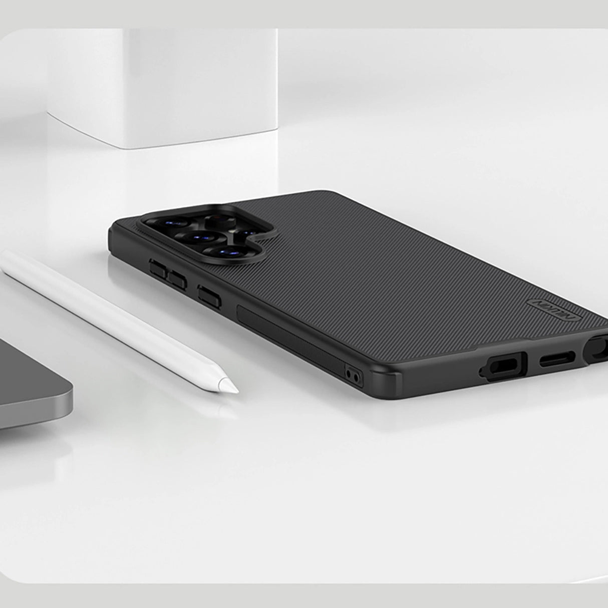 Nillkin Super Frosted Shield Pro Magnetic Case til Samsung S25 Ultra med MagSafe - sort