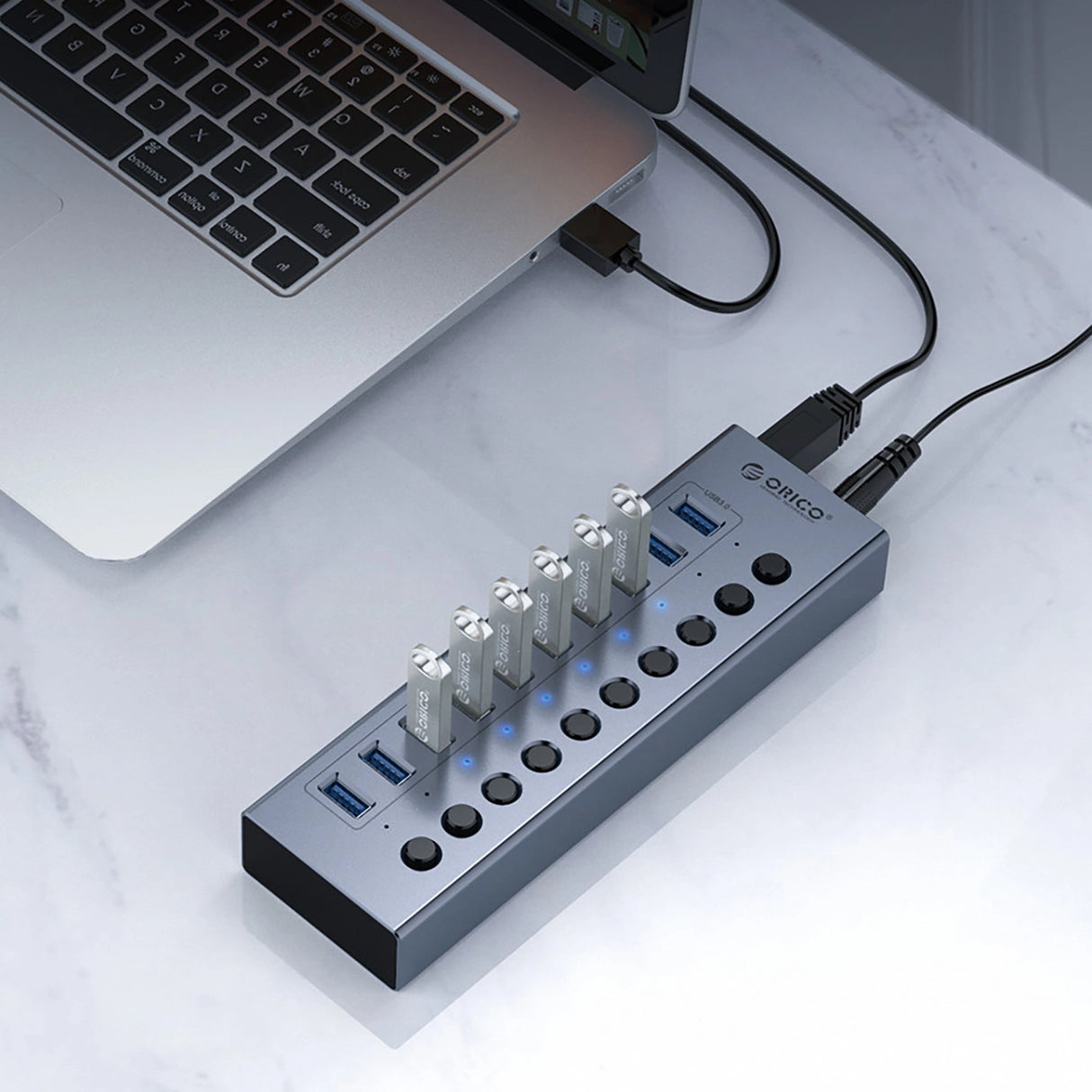 Orico BT2U3-16AB Hub 16x USB-A 3.0 med stik - grå