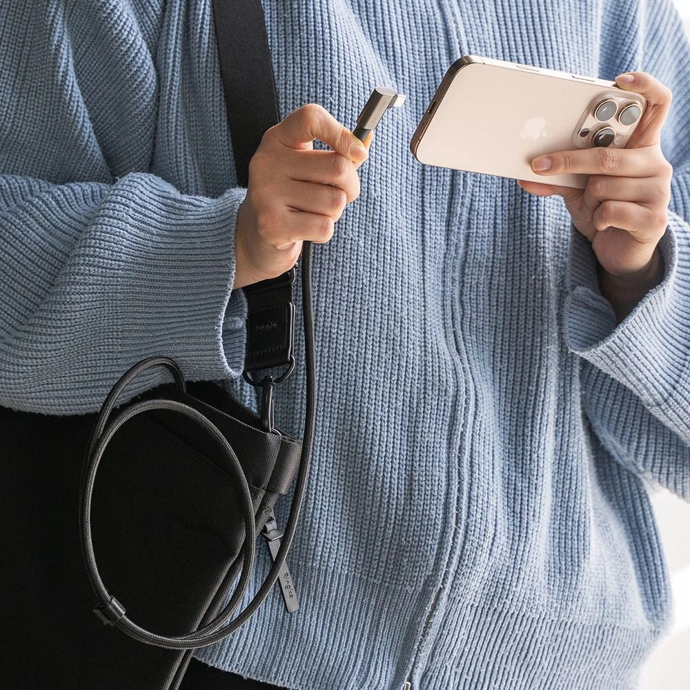 Ringke 3.2 gen. 2x2 USB-C, PD 3.1 240W 2m vinklet kabel - sort