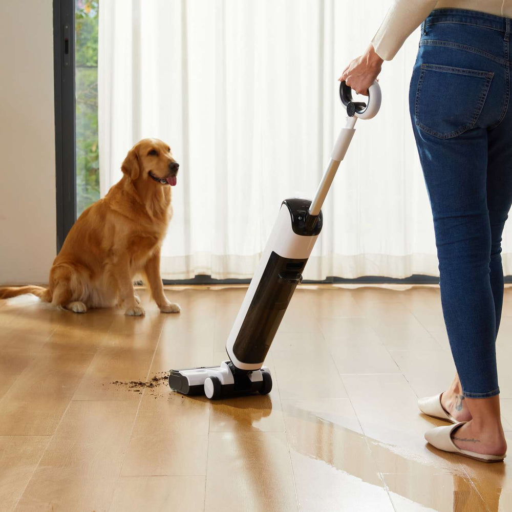 UWANT D100 17000Pa oprejst støvsuger med afvaskefunktion og ladestation - hvid