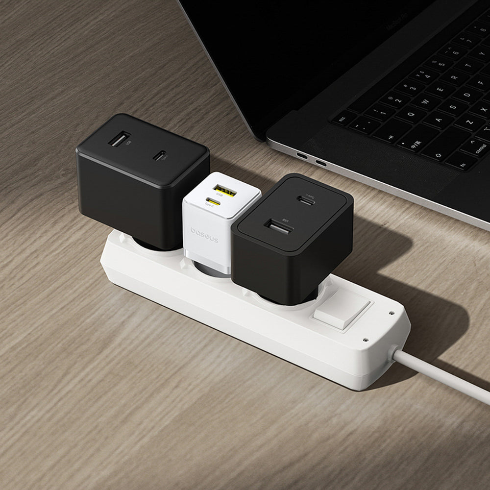 Baseus Palm 30W USB-C USB-A Wall Charger - hvid