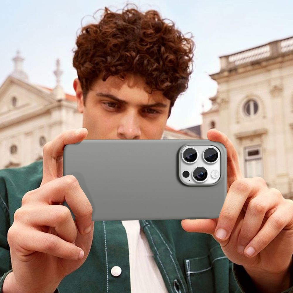 Tech-Protect Silicone MagSafe Case til iPhone 17 Pro Max - Grå