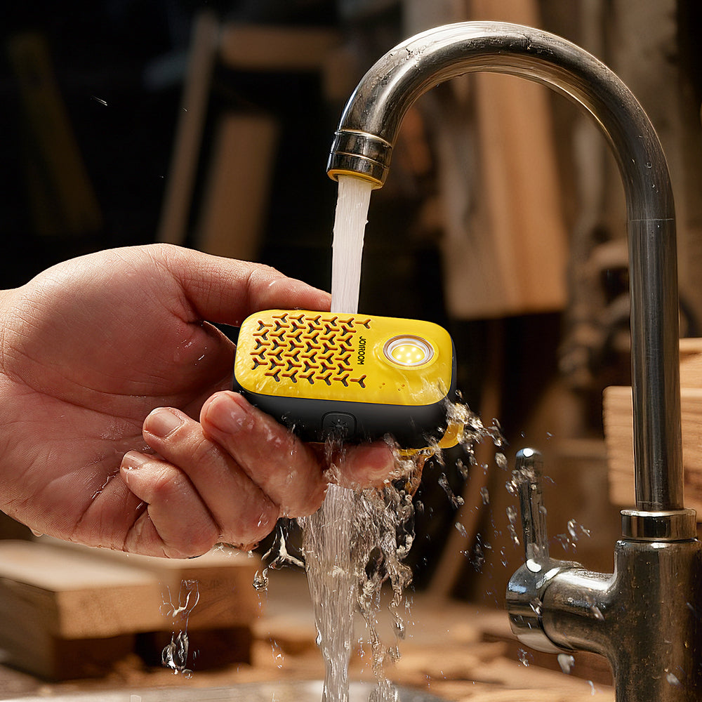 Joyroom Maya JR-MS03 bærbar Bluetooth-højttaler med indbygget lommelygte, resistent - gul