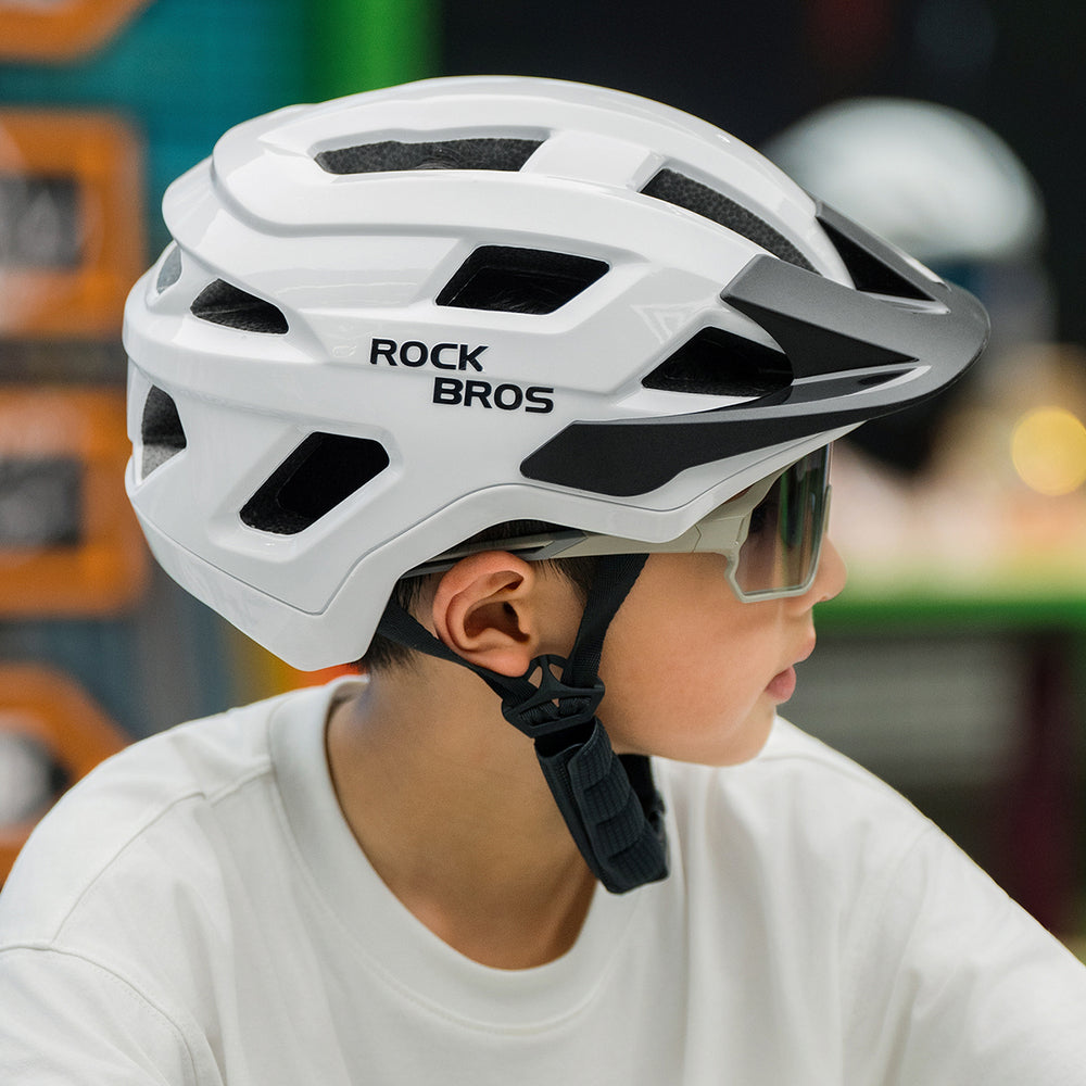 Rockbros LK-67 ungdoms cykelhjelm med aftagelig visir 54<unk>58 cm - hvid
