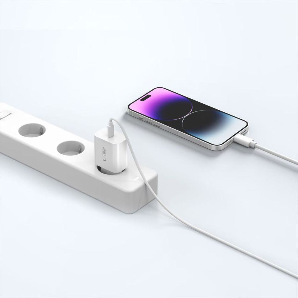 Tech-Protect NC20W Wall Charger med 100 cm USB-C / Lightning Cable - hvid