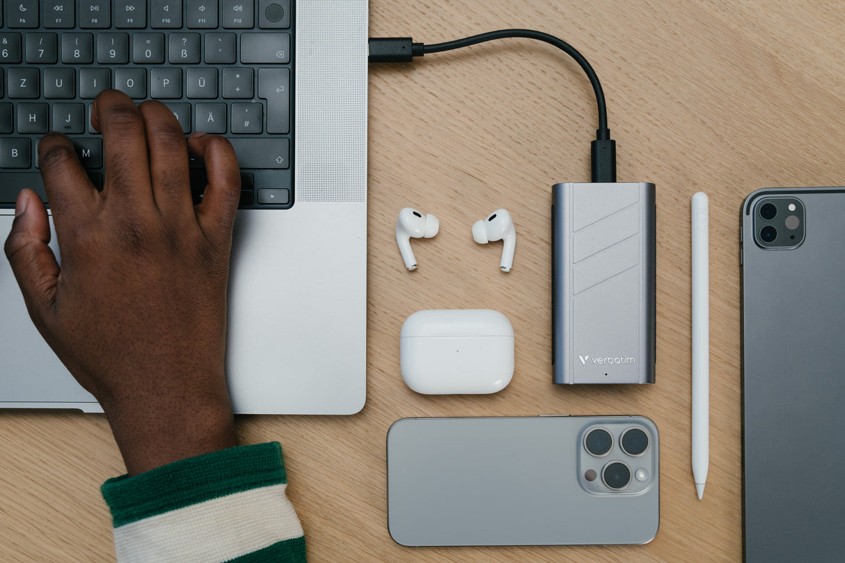 Verbatim TurboMetal SSD USB4 4TB USB Type-C USB4 Gen 2x2 Sølv