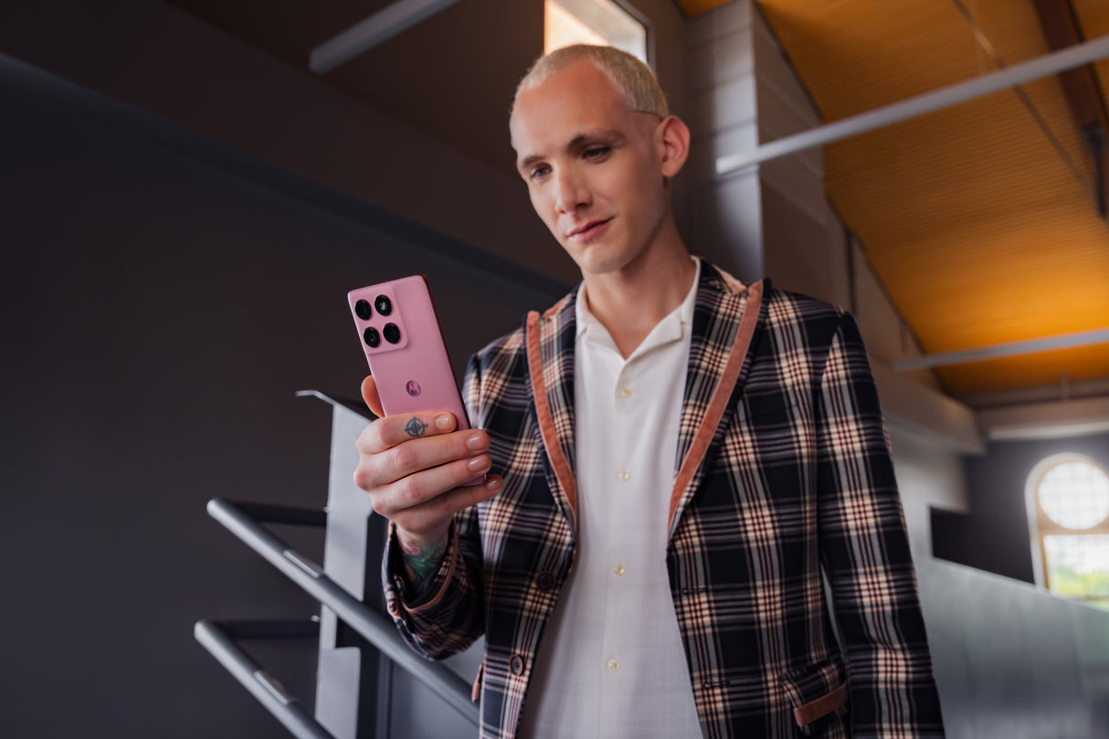 Motorola Edge 60 Fusion 8GB RAM 256GB Slipstream DE