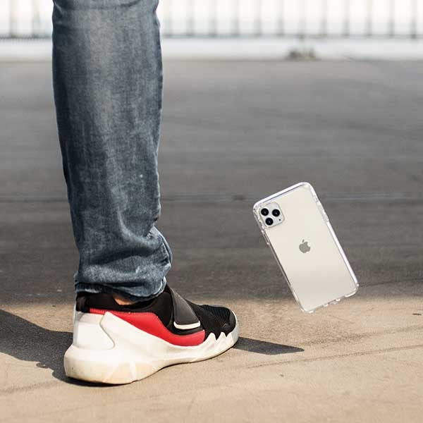 Uniq LifePro Tinsel case til iPhone 11 Pro - sort