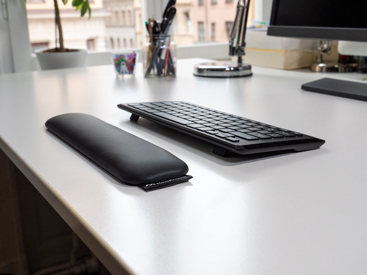 Mousetrapper Wrist Support håndledsstøtte Imiteret læder Sort