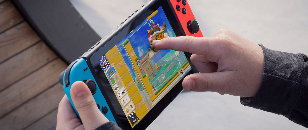 Nintendo Switch V2 2019 bærbar spilkonsol 15,8 cm (6.2") 32 GB Berøringsskærm Wi-Fi Sort, Blå, Rød