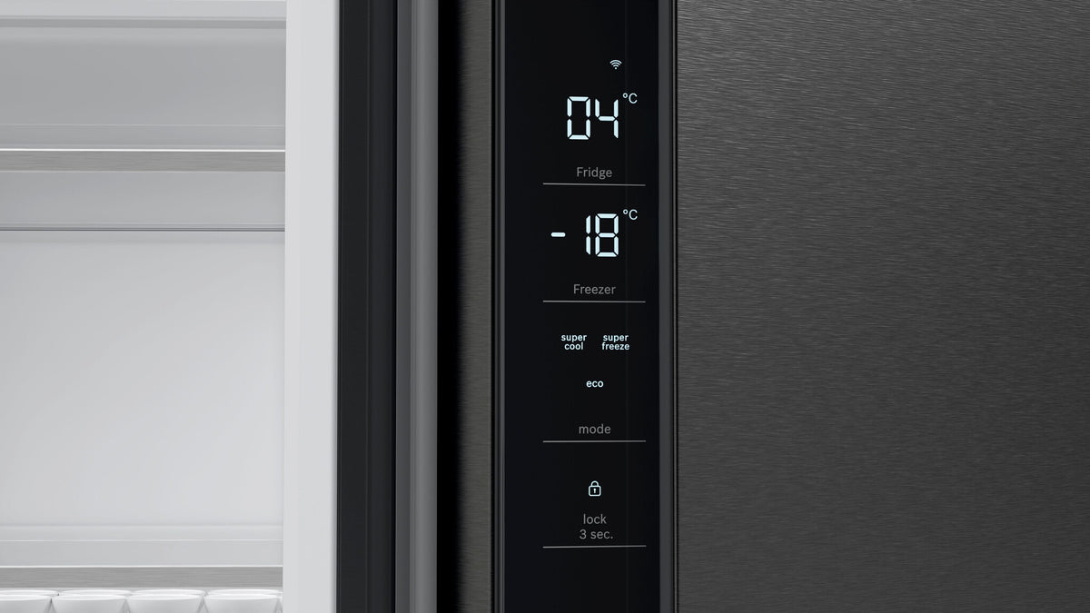 Bosch Serie 6 KFN96AXEA side-by-side køle-fryseskab Fritstående 605 L Sort