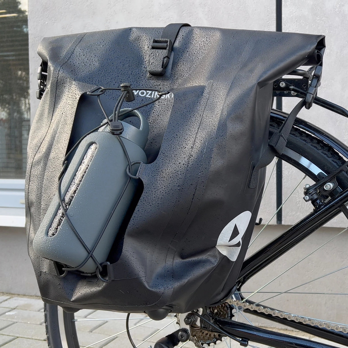 Wozinsky vandtæt cykeltaske bagagerum 25l sort (WBB24BK)