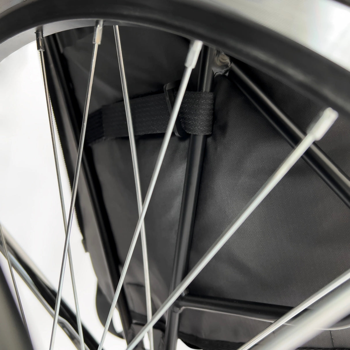 Wozinsky cykeltaske dobbelt rygsæk 2in1 30l sort (WBB30BK)