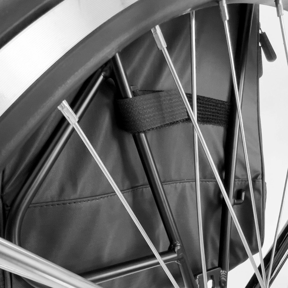 Wozinsky cykel bager taske, cykel rygsæk med ramme, 2in1, 40l, sort (WBB33BK)