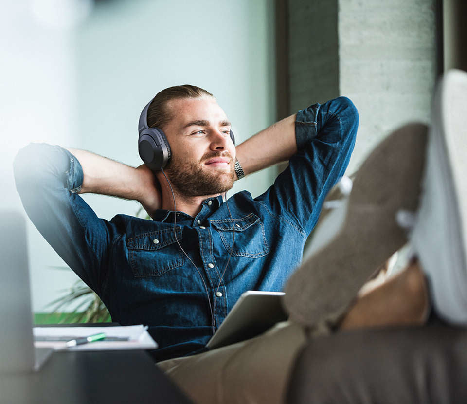 Philips TAH2005BK/00 hovedtelefoner/headset Ledningsført Musik Sort