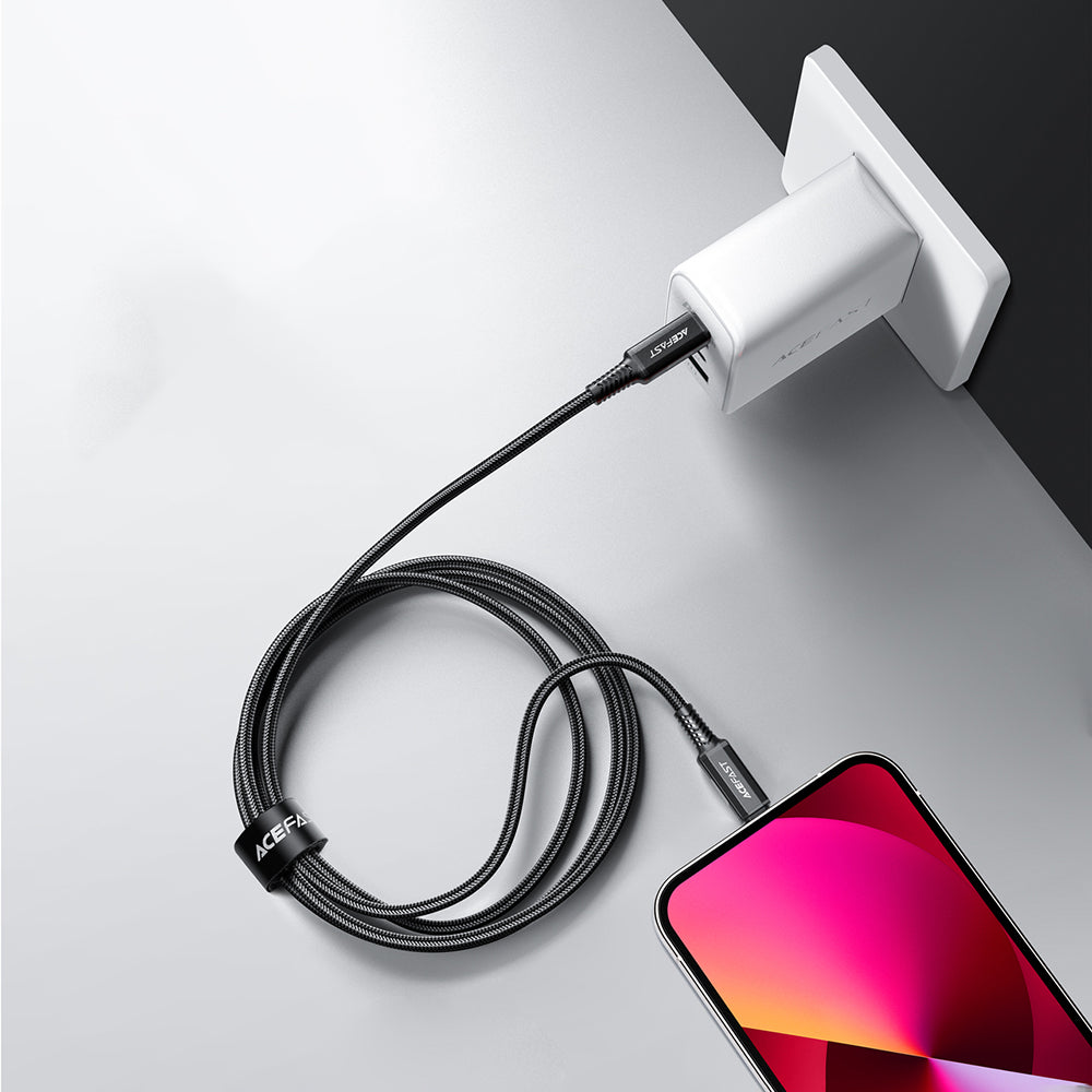 Acefast C4-01 Lightning - USB-C PD-kabel 30W 3A 480Mb/s 1,8m - sort