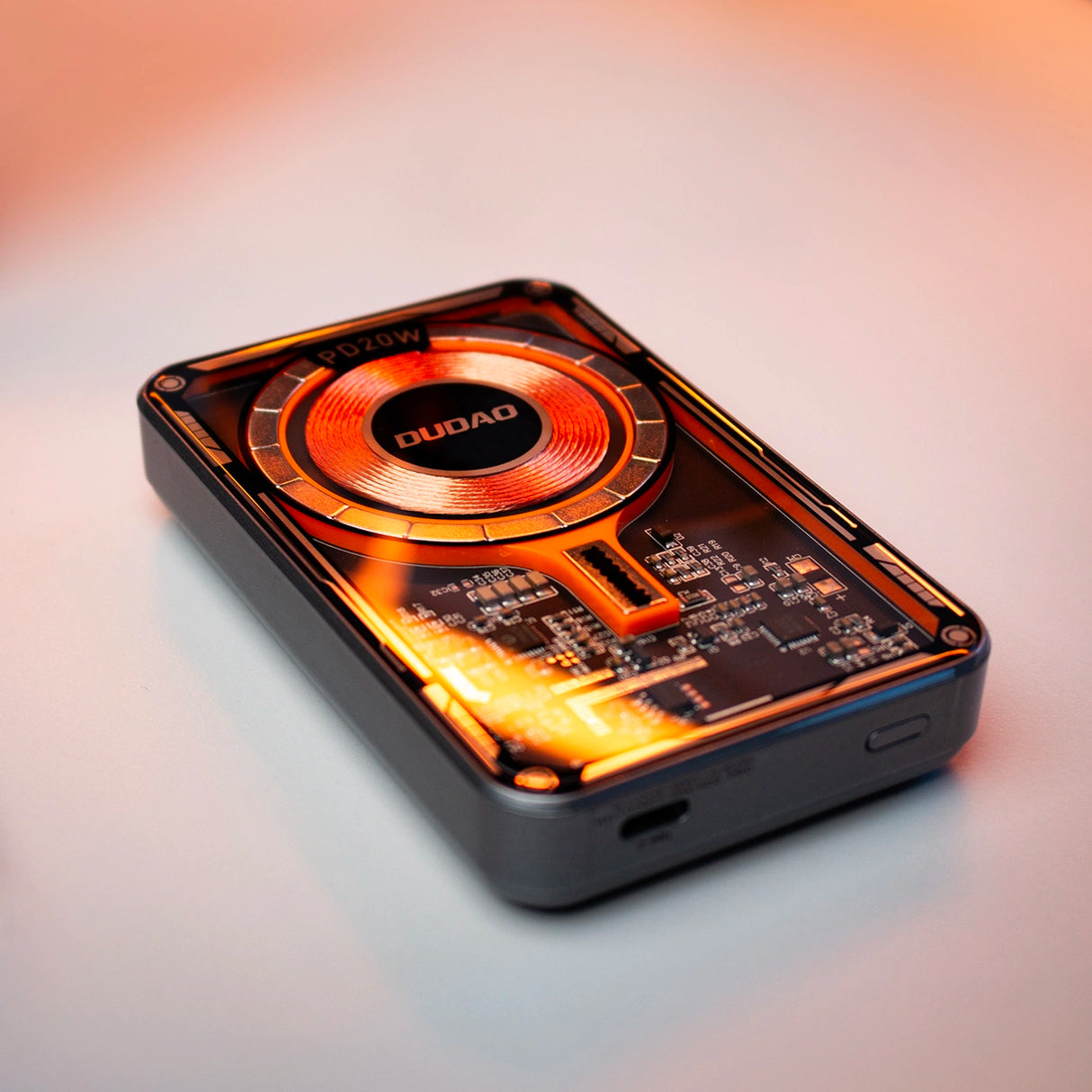 Dudao TGK1 powerbank med MagSafe trådløs oplader 20W 10000mAh sort (TGK1-sort)