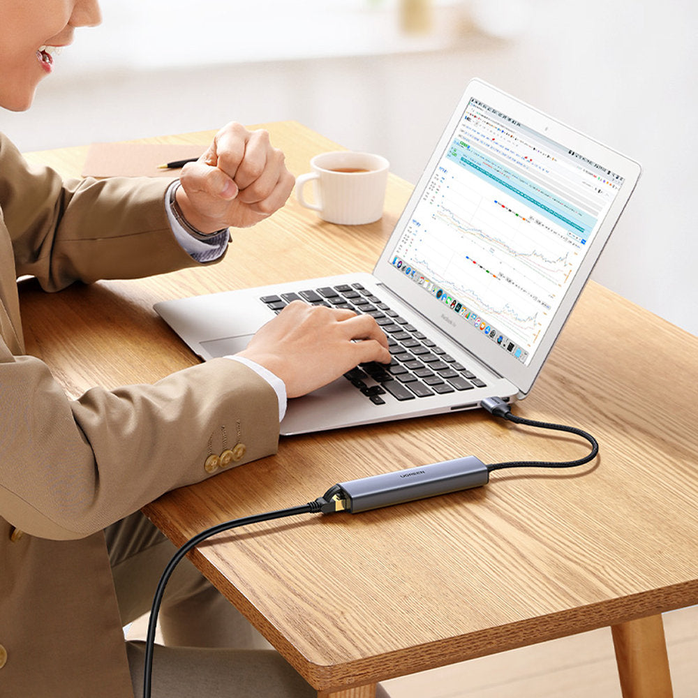 Ugreen multifunktionsadapter HUB USB 3.0 - 3 x USB / Ethernet RJ-45 / USB Type C PD grå (CM475)