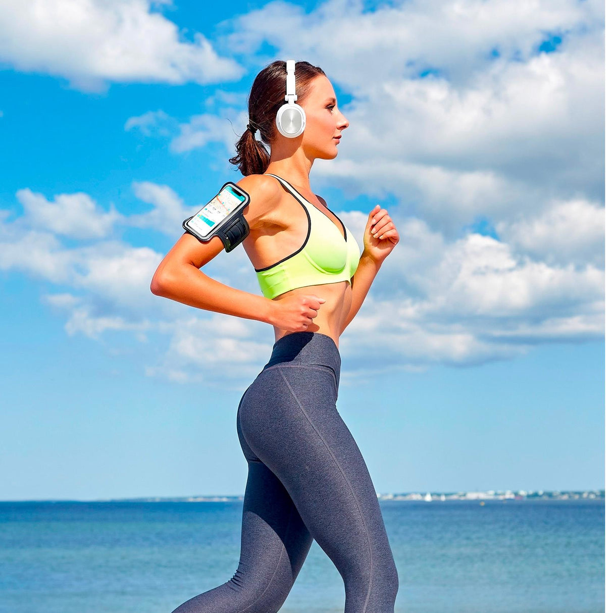 CELLY ARMBAND UP TO 6,9" BK