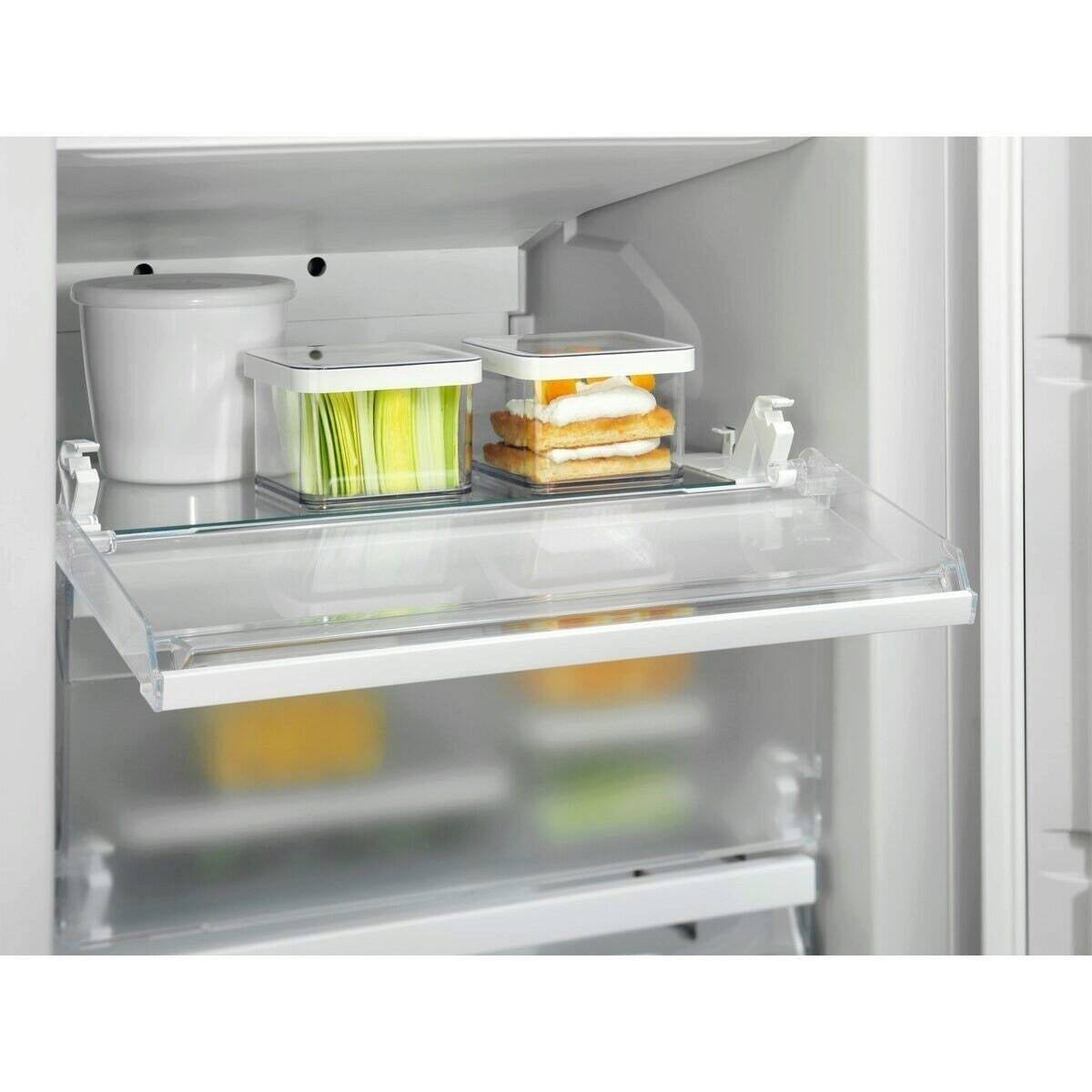 Electrolux EUN7NE18S Stående fryser Indbygget 212 L Hvid