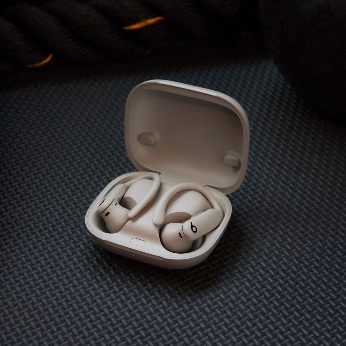 Beats by Dr. Dre Powerbeats Pro 2 Headset Wireless Ear-hook, In-ear Calls/Music/Sport/Everyday USB Type-C Bluetooth Sand