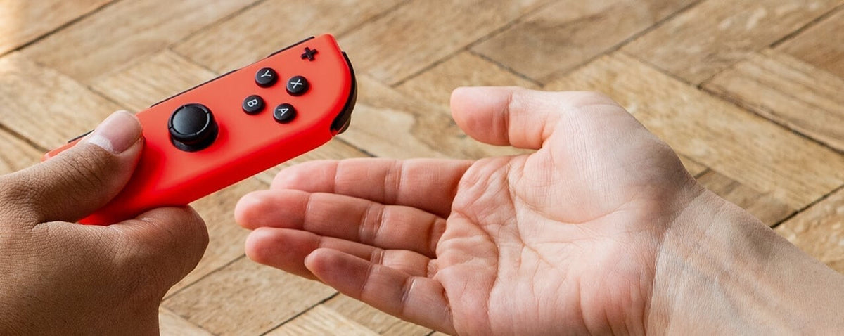 Nintendo Switch V2 2019 bærbar spilkonsol 15,8 cm (6.2") 32 GB Berøringsskærm Wi-Fi Sort, Blå, Rød