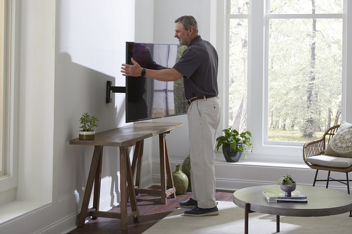 SANUS FMF319-B2 tv-beslag 139,7 cm (55") Sort