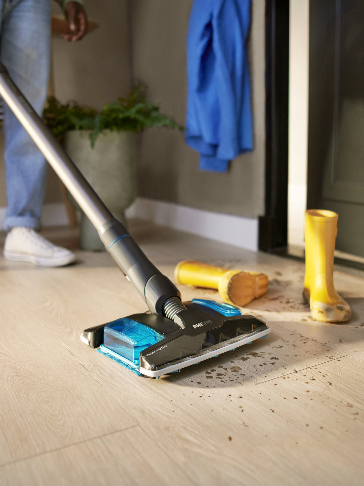 Philips 8000 series XC8057/01 Gulvrenser Blå